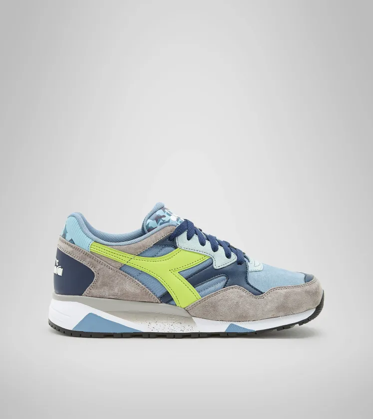 Diadora N9002
