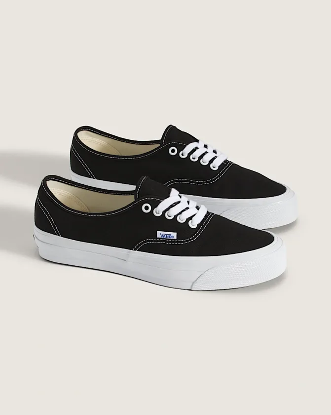 Vans Authentic, maker's photo 2 of 5